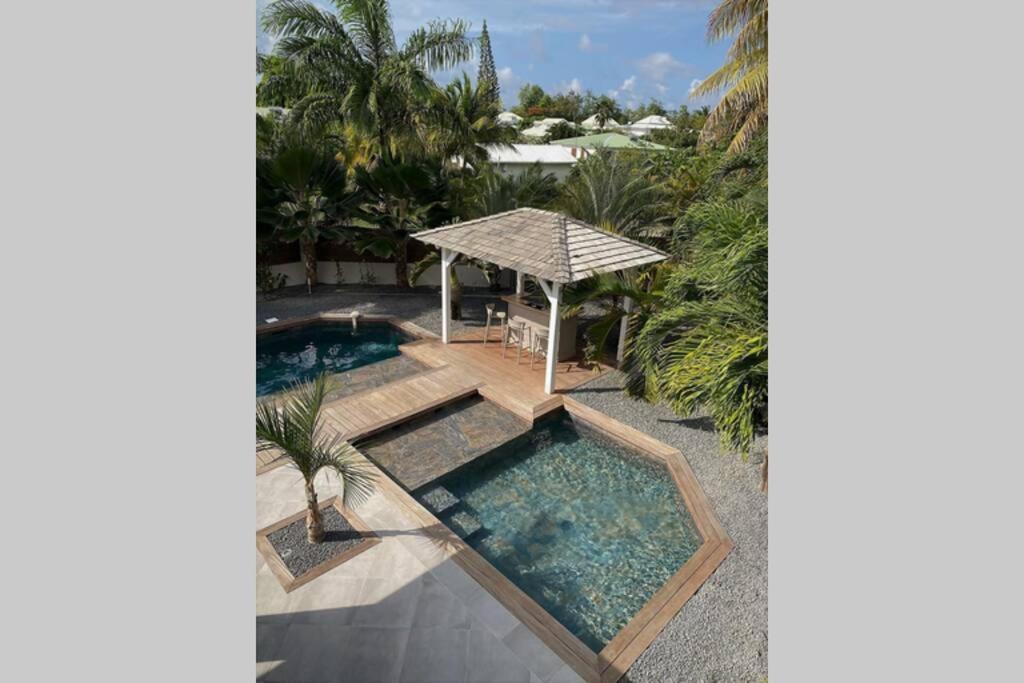 Manzana : Neuve 4ch 4sdb 2 Piscines - Luxe