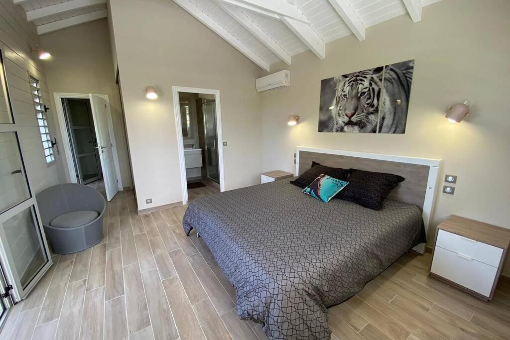 Manzana : Neuve 4ch 4sdb 2 Piscines - Luxe Saint-Francois (Grande-Terre)