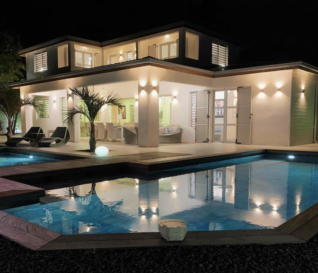 Manzana : Neuve 4ch 4sdb 2 Piscines - Luxe Villa